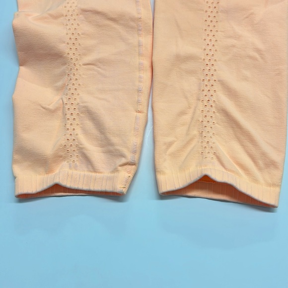 FP Movement Free People Good Karma Onesie Peach M/L NWOT - Picture 6 of 11